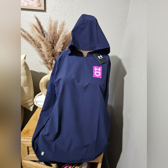 Under Armour - Picture 6 of 11